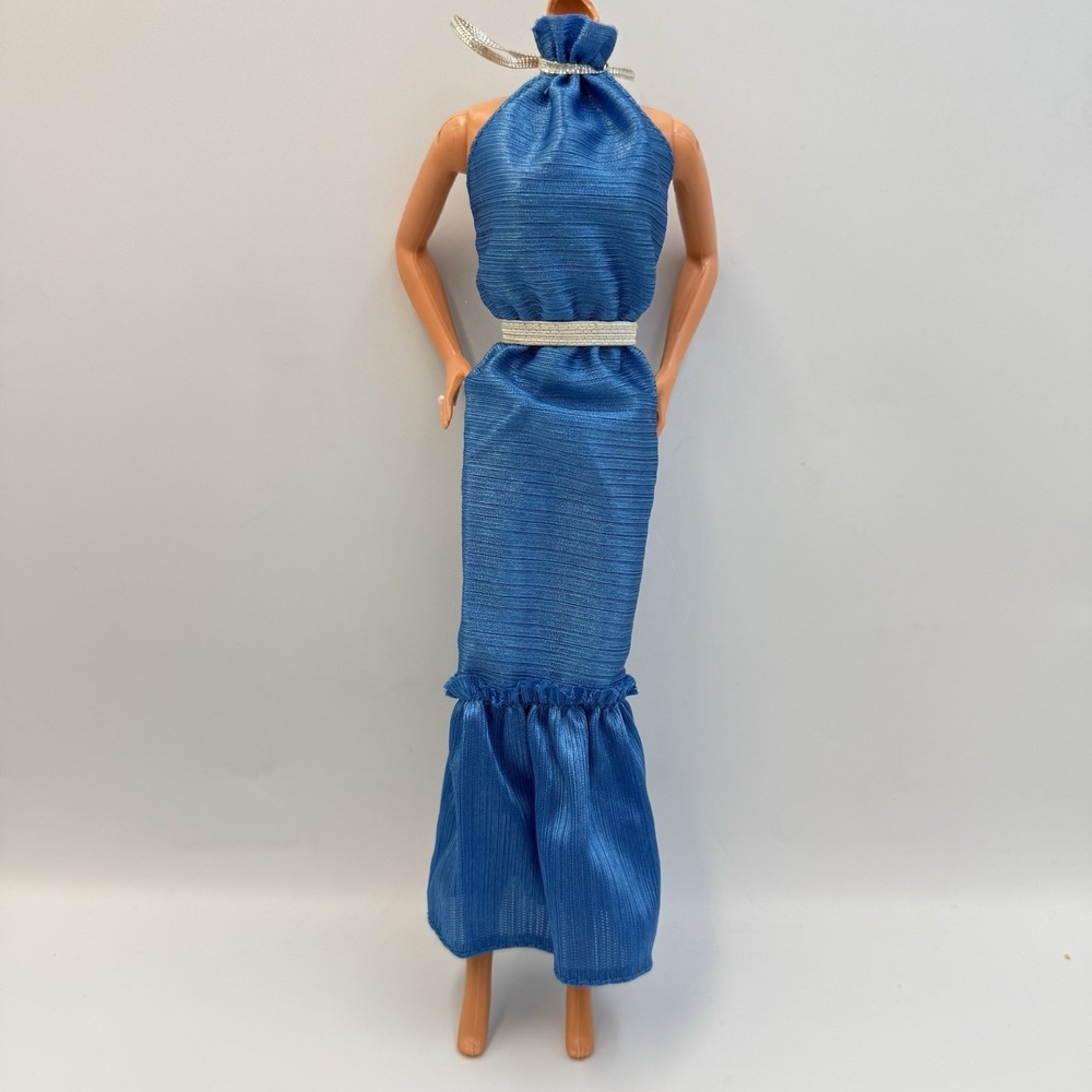 1984 Vintage‎ Barbie Superstar Show Stopper! Fashion #4806 Blue Halter Dress